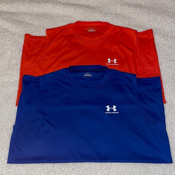 BUNDLE - UA short sleeve - Picture 1 of 3